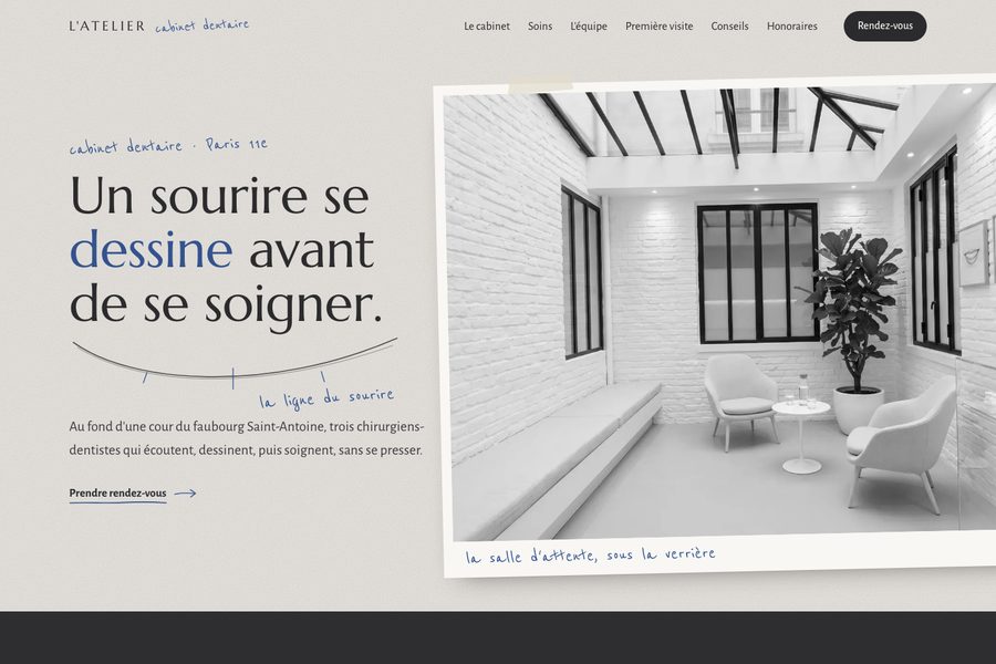 Site du cabinet dentaire L'Atelier à Paris 11e, en noir et blanc façon carnet de croquis
